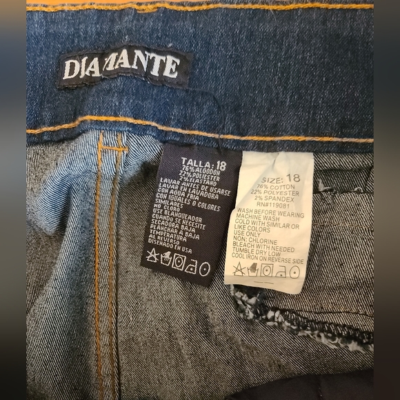 Diamante Womens Size 18 Distressed Double Button Dark Wash Blue Jeans - Picture 8 of 9